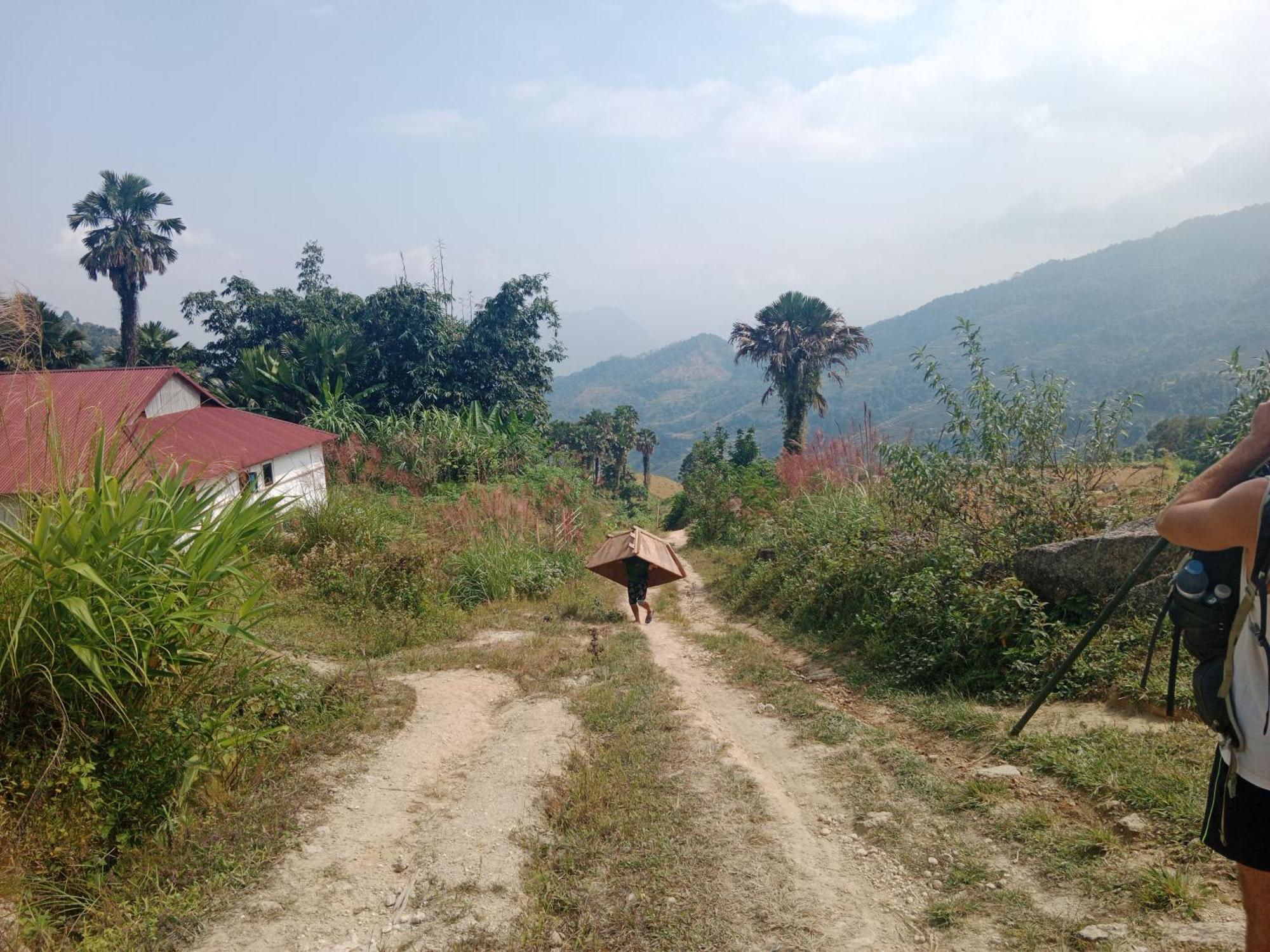 Отель Ha Giang Yolo House And Loop Tours Экстерьер фото
